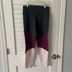 Old Navy Active Go-Dry Color Block Leggings Size Large